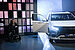 Nachwuchs-Comedian Carl Josef bekommt Mitsubishi Outlander Plug-in Hybrid